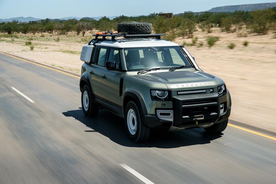  Land Rover Defender 110 D240 Explorer Pack 2020 года  (UK) (фото 1 из 18)